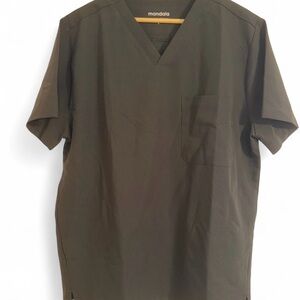 Mandala 3-Pocket Scrub Top